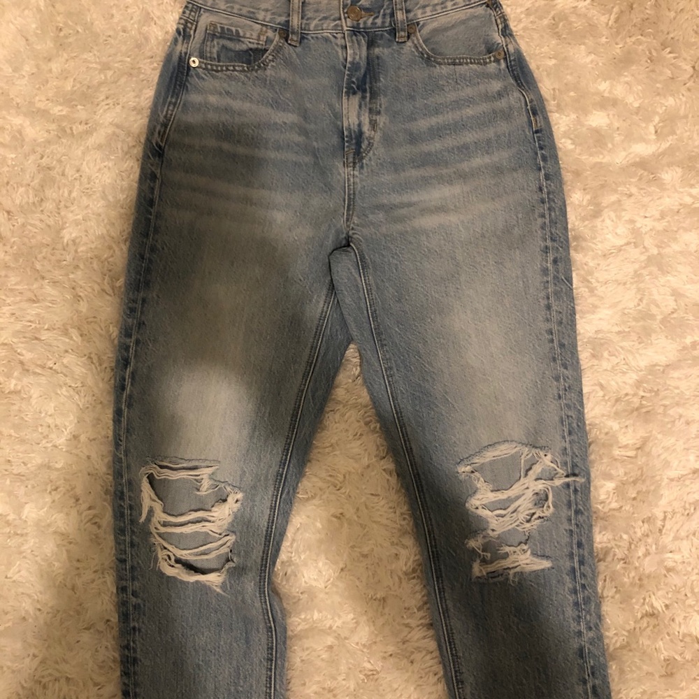 American eagle mom jeans